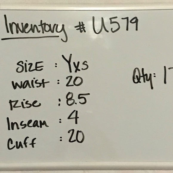 NEW Umbro Soccer Athletic Gym Shorts Pink Check - Picture 5 of 5